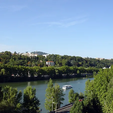 Métropole Hotel 4*