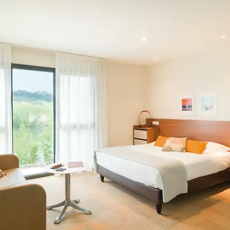 Metropole Hotel