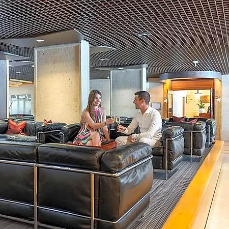 Metropole &