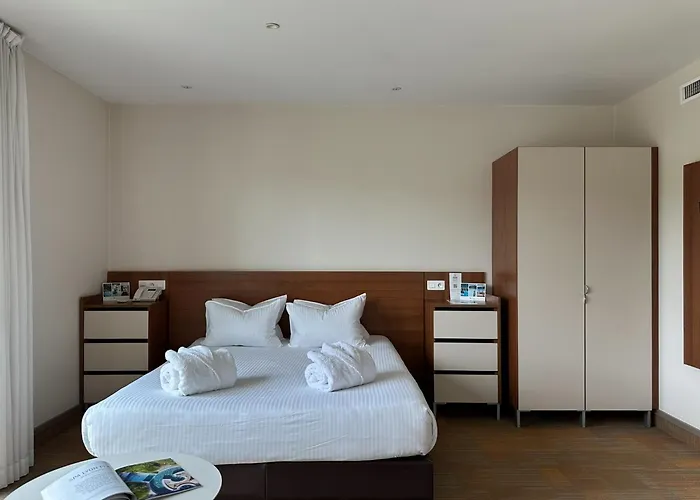 Hotel Metropole & 4*