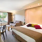 Metropole &